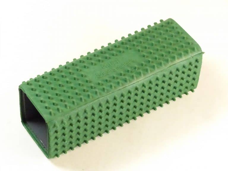 Short bristle rubber pet hair remover block Atomiza