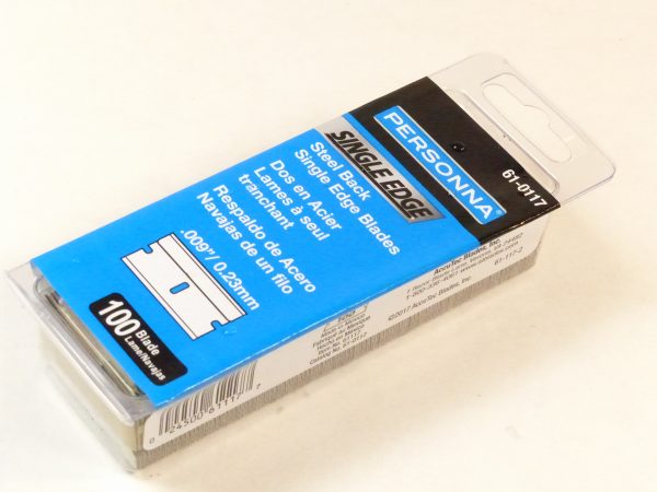 Blades: Stainless steel single edge (pack of 100)