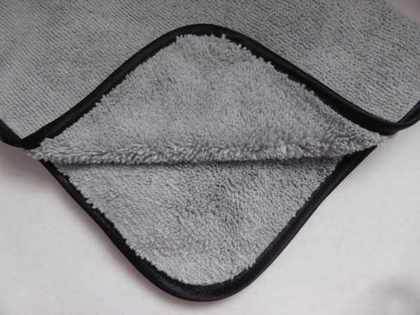 60X40 SUPERSOFT GREY/BLACK EDGE M/FIBRE 380GSM